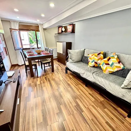 El Pixueto Amarillo Ferienhaus Cudillero